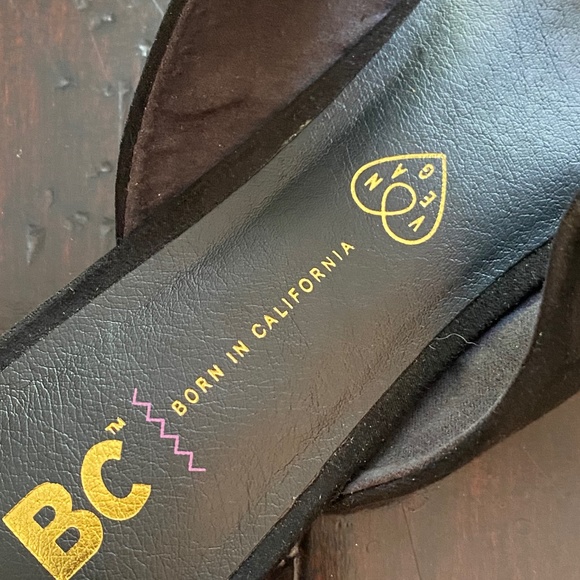 Born in California Black slip on shoes with tie detail, sz. 7 1/2.  NWOT - Picture 5 of 6